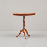 1033 5369 PEDESTAL TABLE